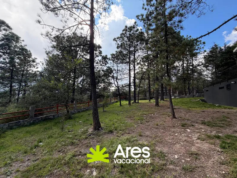Cabaña residencial de lujo en Monterreal — fotografía 5