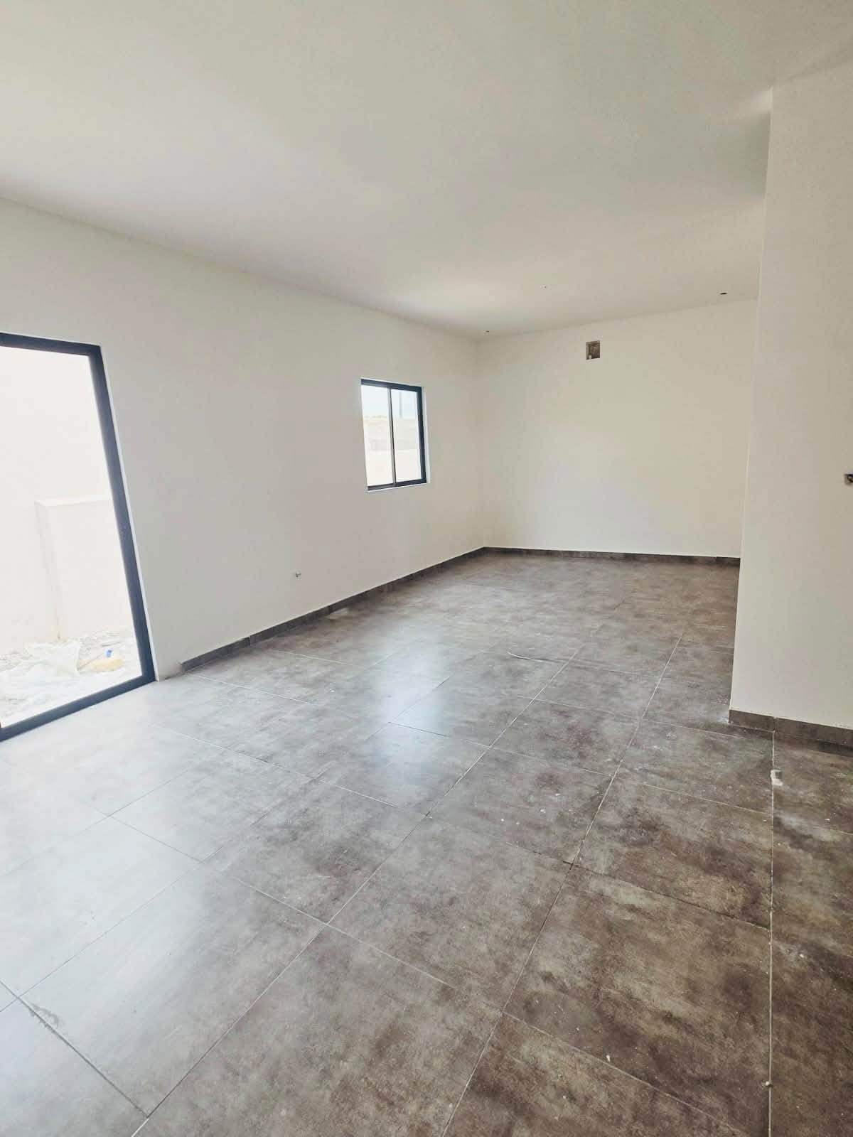 Casa en venta al Oriente de Saltillo en Fraccionamiento Colibri — fotografía 2